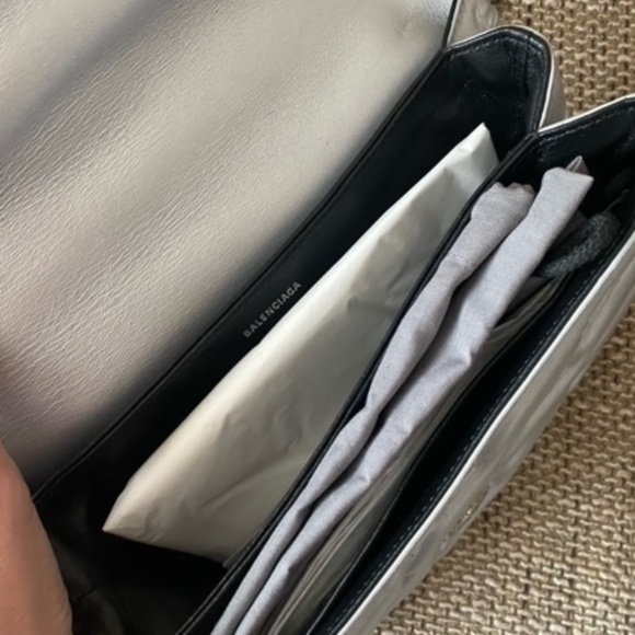 NWT Silver BALENCIAGA Triplet BB monogram shoulder bag - Picture 5 of 12